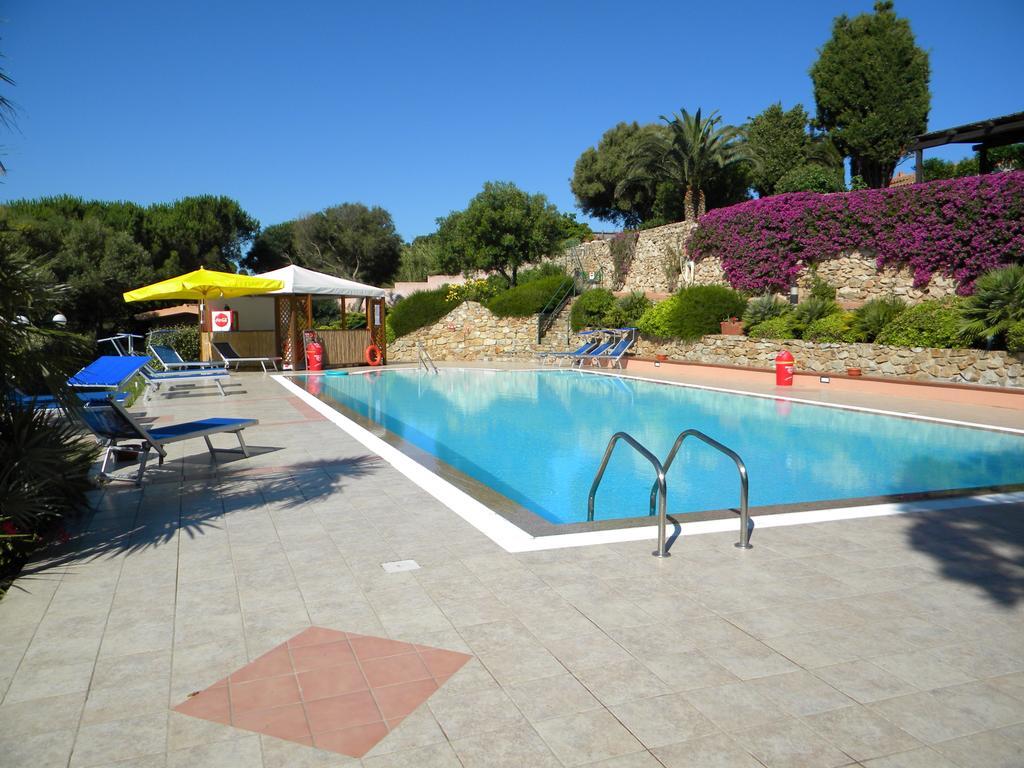 La Liccia - Camping&Village Santa Teresa Gallura Exterior photo